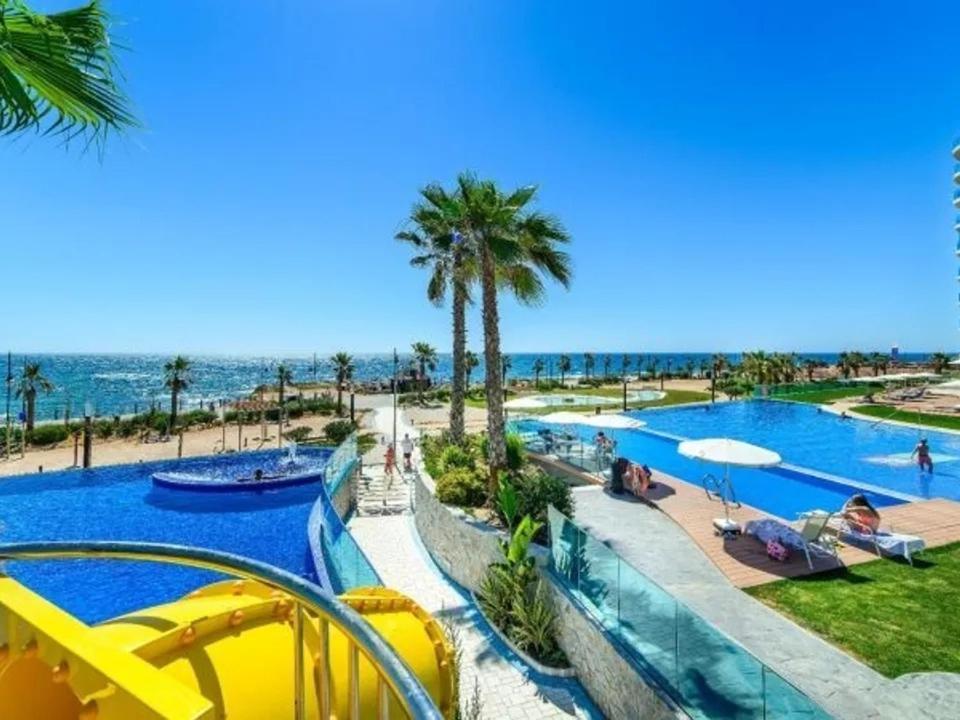 Apartment Deluxe Clara Sea Senses Torrevieja Exterior photo