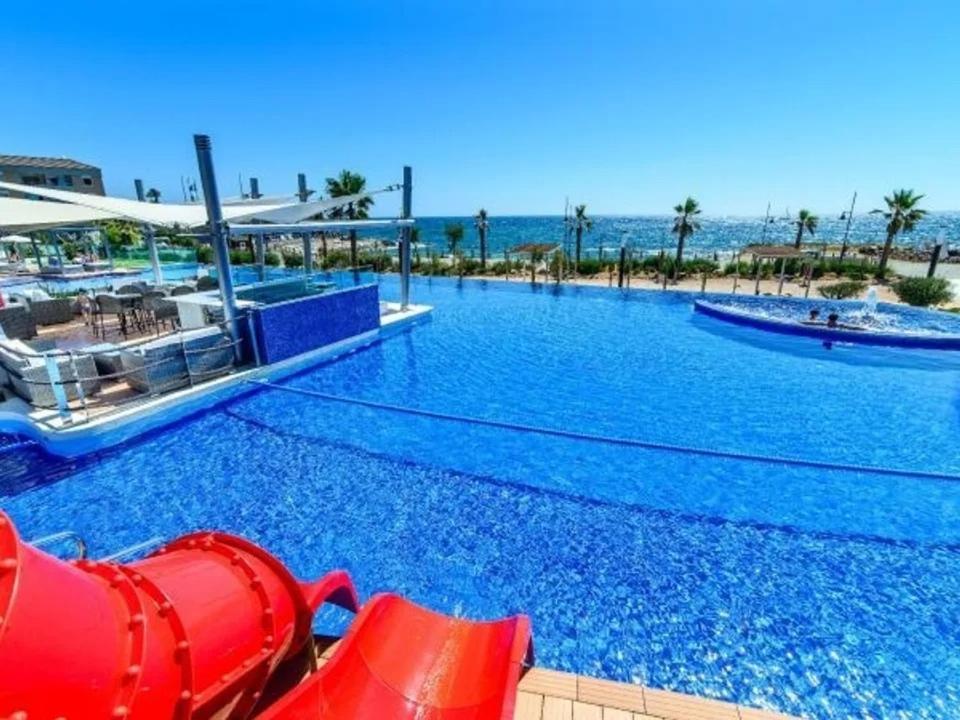 Apartment Deluxe Clara Sea Senses Torrevieja Exterior photo