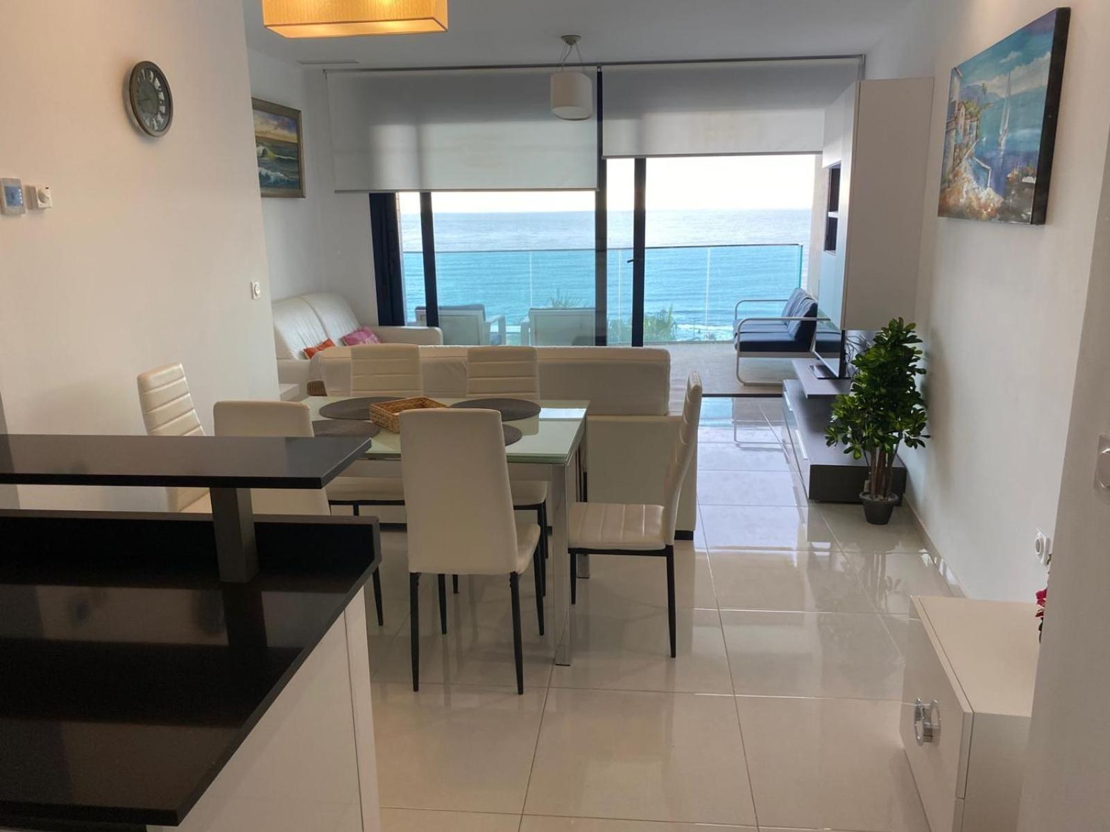 Apartment Deluxe Clara Sea Senses Torrevieja Exterior photo