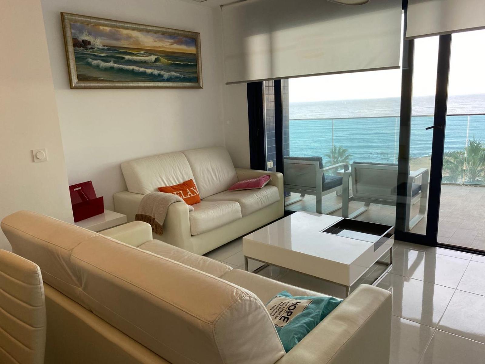 Apartment Deluxe Clara Sea Senses Torrevieja Exterior photo