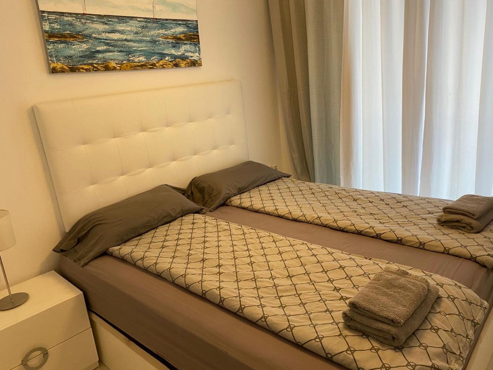 Apartment Deluxe Clara Sea Senses Torrevieja Exterior photo